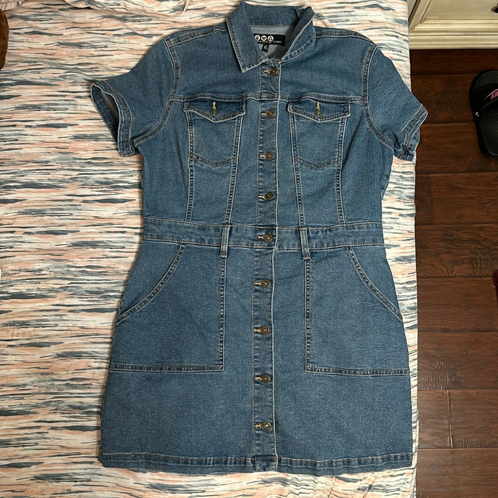 Jean dress - Picture 1 of 2